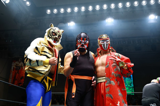 20251204プロレス - 初代タイガーマスク後援会|佐山サトル&ストロング