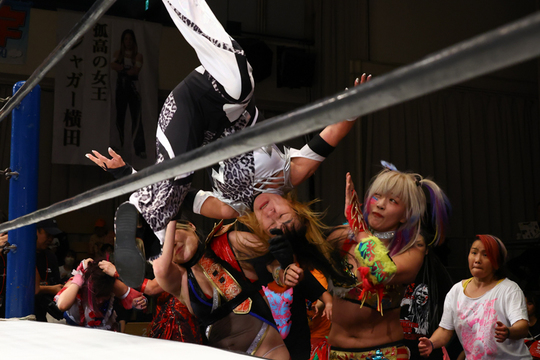 20240618プロレス2 - 初代タイガーマスク後援会|佐山サトル&ストロング