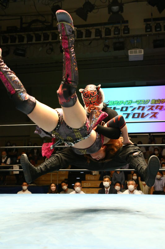 20220825プロレス - 初代タイガーマスク後援会|佐山サトル&ストロング 