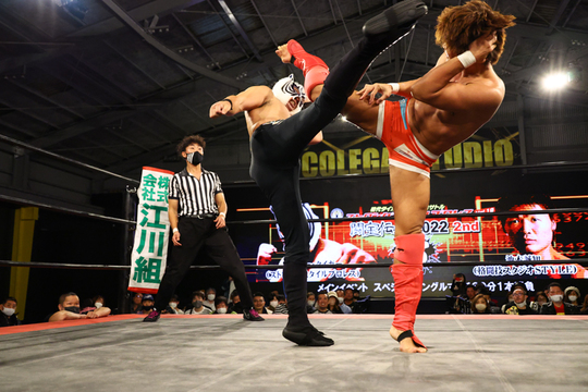 20221123プロレス - 初代タイガーマスク後援会|佐山サトル&ストロング