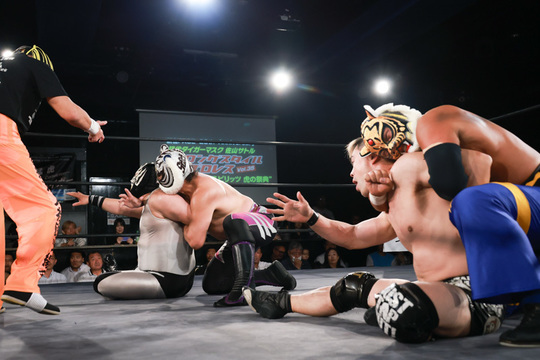 20250710プロレス - 初代タイガーマスク後援会|佐山サトル&ストロング