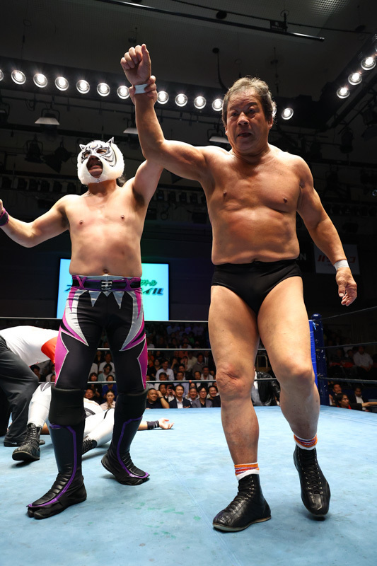 20250612プロレス - 初代タイガーマスク後援会|佐山サトル&ストロング
